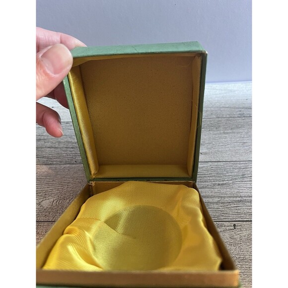 Vintage Royal Bayreuth Easter Egg Little Girl with St. Bernard Bone China 1977 - Picture 6 of 7